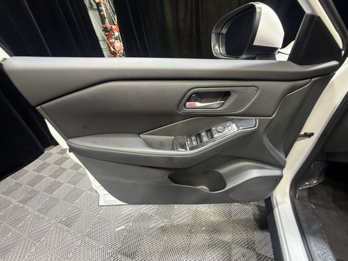 New 2026 Nissan Rogue SV FWD image 13