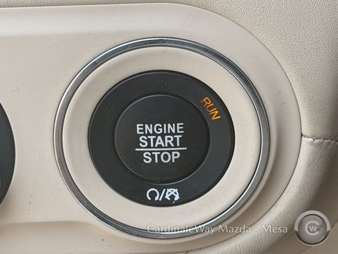 Used 2019 Maserati Levante GranLusso AWD/4WD image 29