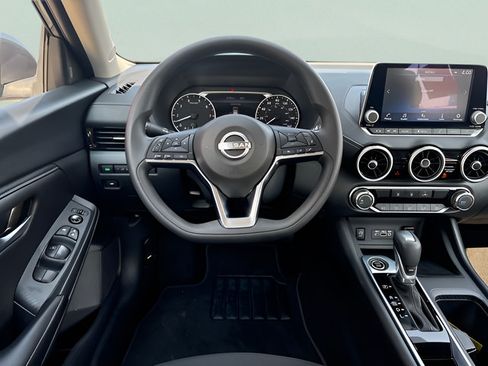 Certified 2025 Nissan Sentra SV FWD image 15