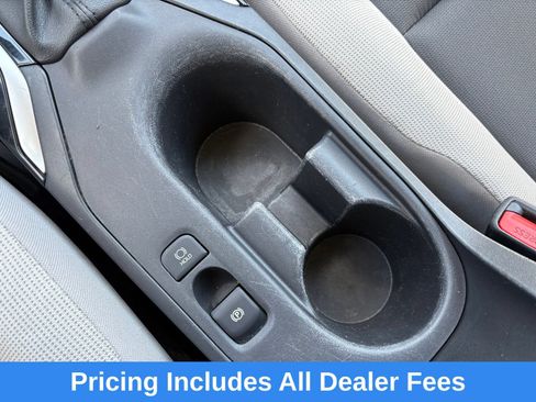 Used 2024 Toyota Corolla LE FWD image 19