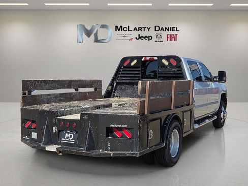 Used 2016 Chevrolet Silverado 3500 LT w/ LT Convenience Package image 5