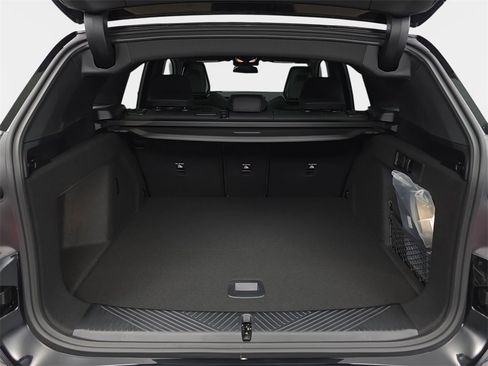 New 2026 BMW X3 xDrive30 w/ Premium Package image 12