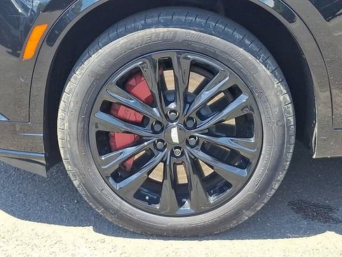 Used 2024 Cadillac XT6 Sport w/ LPO, ONYX Package AWD/4WD image 6