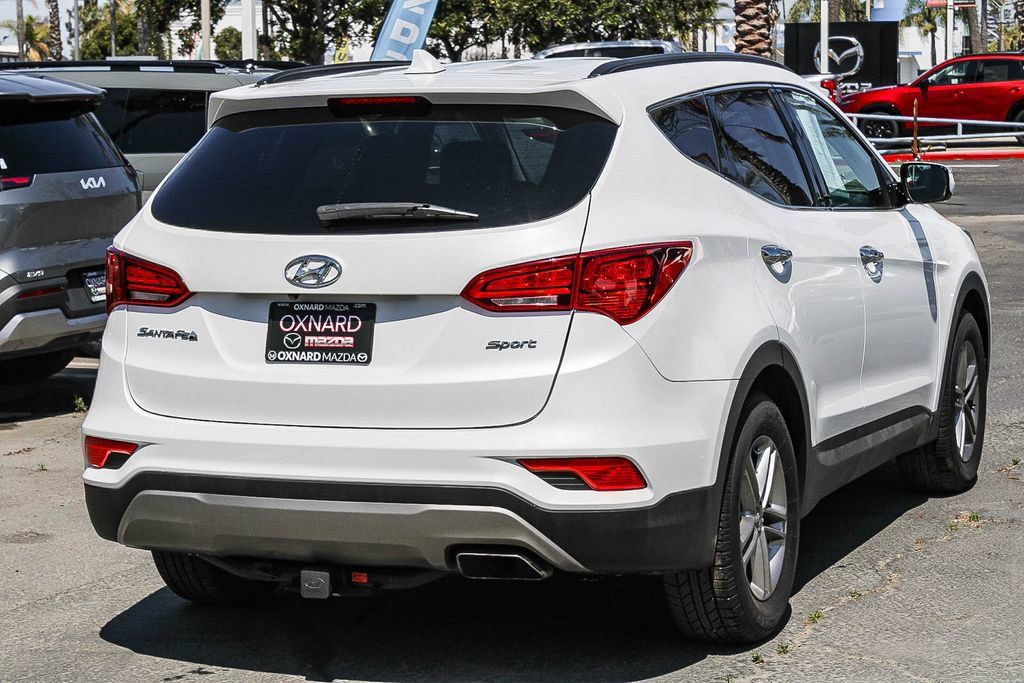 Used 2017 Hyundai Santa Fe Sport FWD image 4
