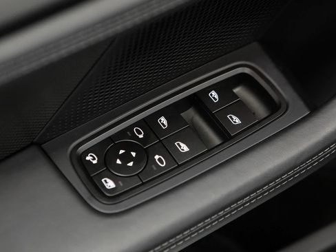 Certified 2026 Porsche Taycan GTS AWD/4WD image 20