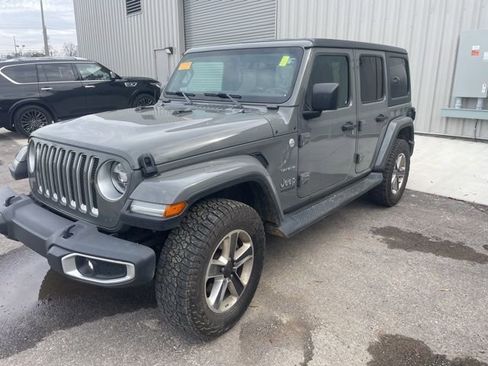 Used 2020 Jeep Wrangler Unlimited Sahara image 6