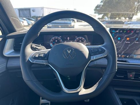 New 2026 Volkswagen Tiguan SE R-Line image 20