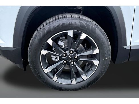 New 2026 Chevrolet Equinox RS w/ Convenience Package III AWD/4WD image 13