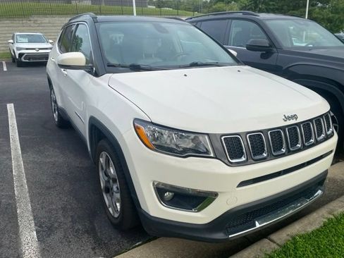 Used 2019 Jeep Compass Limited FWD image 8