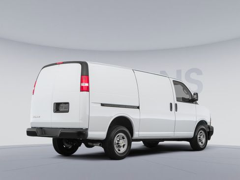 Used 2020 Chevrolet Express 2500 w/ Driver Convenience Package RWD image 4