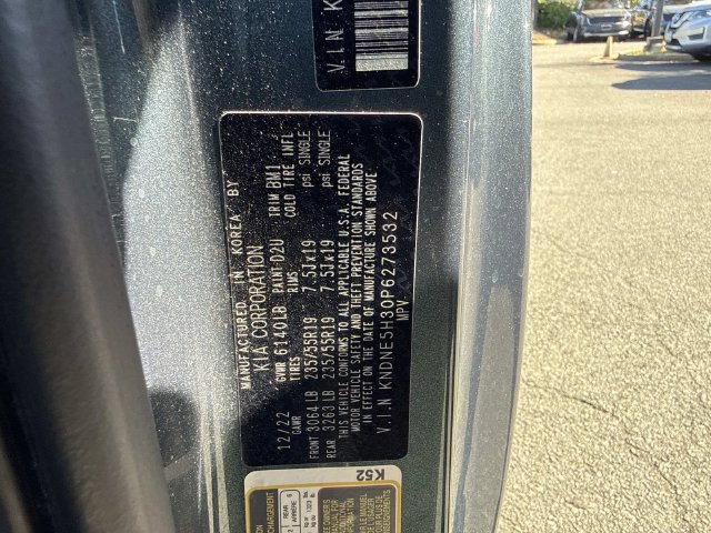 Used 2023 Kia Carnival SX FWD image 29