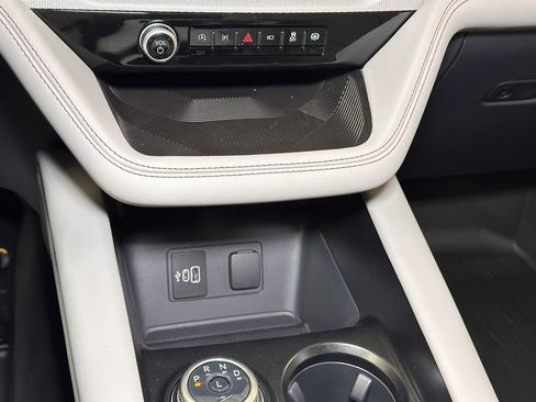 New 2026 Ford Explorer Active w/ Active Comfort Package AWD/4WD image 30