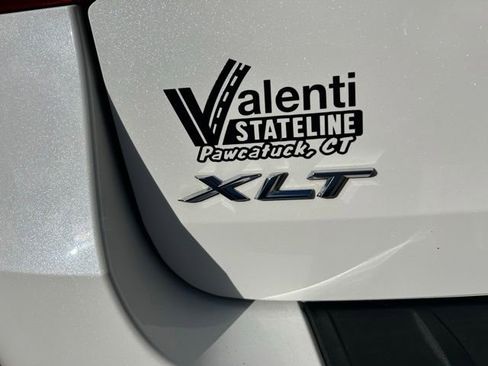 Used 2021 Ford Explorer XLT w/ Equipment Group 202A AWD/4WD image 13