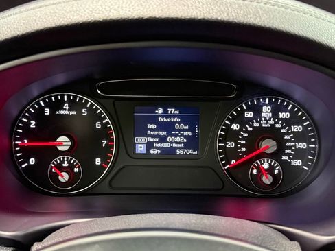 Used 2020 Kia Sorento L image 12