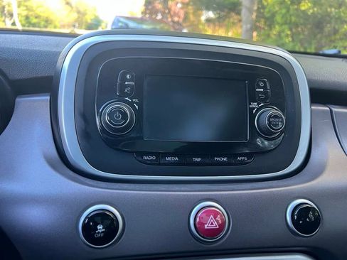 Used 2016 FIAT 500X Easy image 15