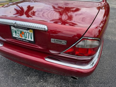 Used 1999 Jaguar XJ8 L RWD image 22