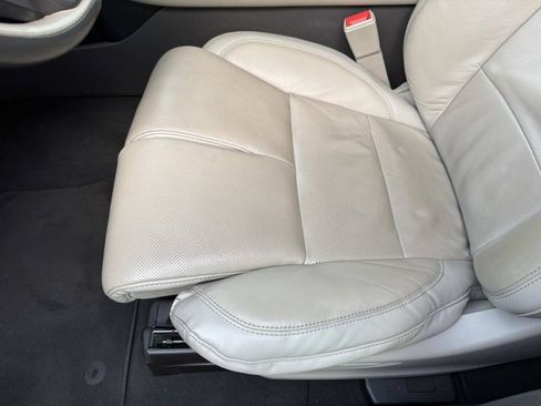 Used 2023 Lincoln Aviator Reserve w/ Equipment Group 201A RWD image 14