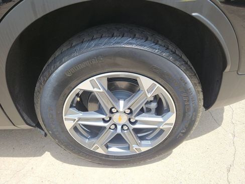 Used 2025 Chevrolet Blazer LT FWD image 25