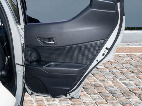 Used 2019 Toyota C-HR LE image 13