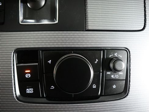 Certified 2025 MAZDA CX-70 Plug-In Hybrid w/ Premium Pkg image 32