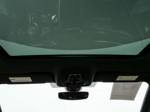 Used 2023 Audi A4 2.0T Premium w/ Convenience Package image 18