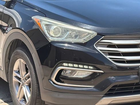 Used 2017 Hyundai Santa Fe Sport w/ 2.4L Tech Package 04 FWD image 4