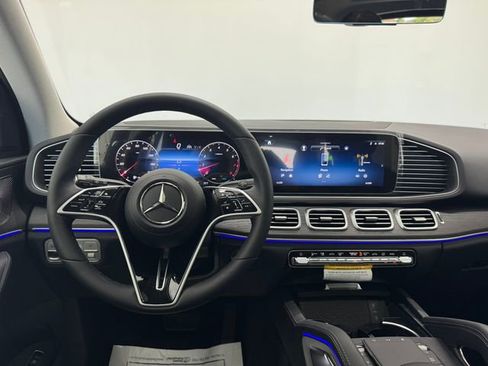 New 2026 Mercedes-Benz GLE 350 4MATIC image 3