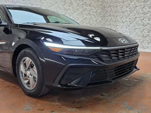 New 2026 Hyundai Elantra SE image 8