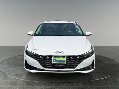 Used 2021 Hyundai Elantra Limited FWD image 2