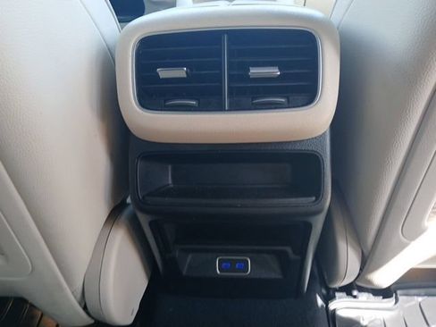 Used 2025 Mercedes-Benz GLE 350 4MATIC image 14