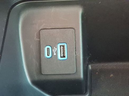 Used 2022 Ford F150 XLT w/ Equipment Group 302A High image 27