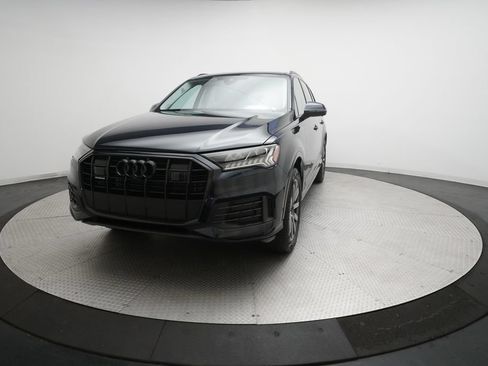 Certified 2023 Audi Q7 2.0T Premium Plus w/ Premium Plus Package AWD/4WD image 12