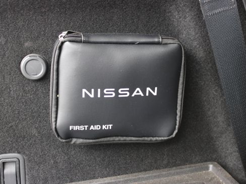 Certified 2023 Nissan Pathfinder Platinum AWD/4WD image 8