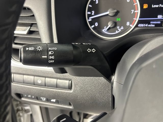 Used 2025 Nissan Rogue SV FWD image 10