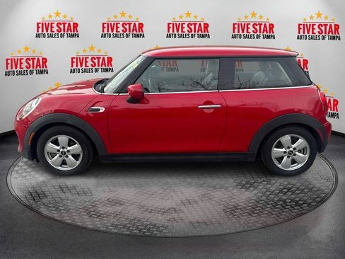 Used 2020 MINI Cooper 2-Door Hardtop FWD image 4
