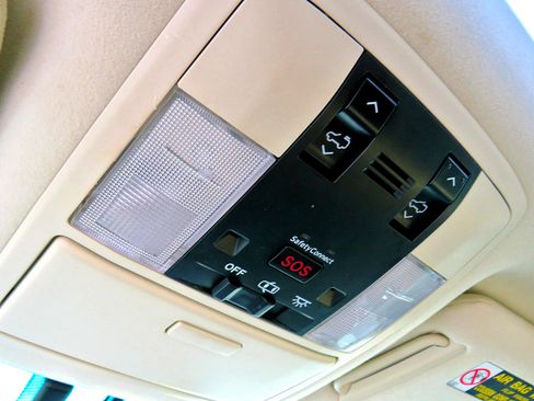 Used 2016 Lexus GX 460 w/ Premium Package image 34