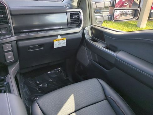 New 2026 Ford F250 Lariat w/ FX4 Off-Road Package image 17