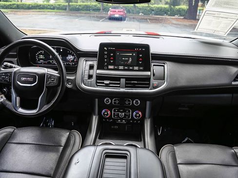 Used 2022 GMC Yukon SLT w/ SLT Premium Package AWD/4WD image 10