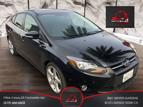 Used 2013 Ford Focus Titanium w/ Titanium Handling Pkg image 7