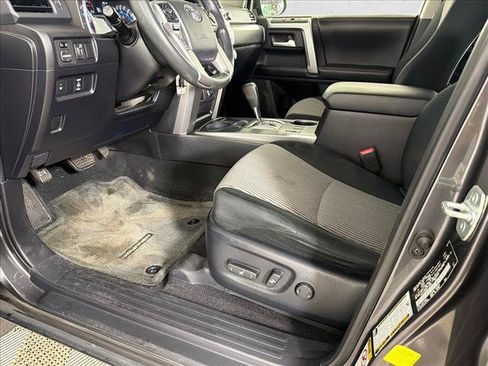Used 2016 Toyota 4Runner SR5 RWD image 10