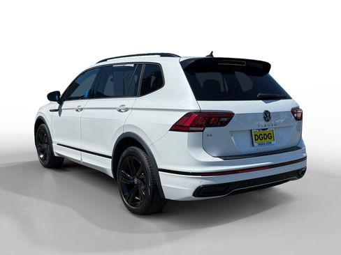 Used 2023 Volkswagen Tiguan SE R-Line FWD image 3