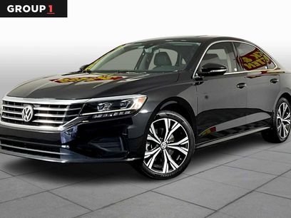 Used 2021 Volkswagen Passat 2.0T SE