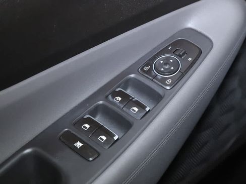 Used 2020 Hyundai Santa Fe SE FWD image 16