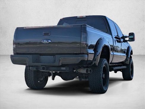 Used 2015 Ford F250 Lariat w/ Lariat Ultimate Package image 5