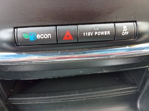 Used 2018 Dodge Grand Caravan GT FWD image 22