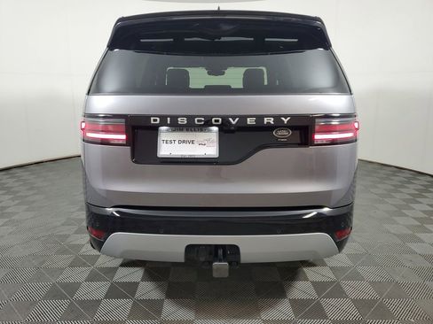 Used 2023 Land Rover Discovery Metropolitan Edition AWD/4WD image 5