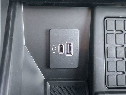 New 2025 Ford F150 Platinum w/ Equipment Group 702A High image 23