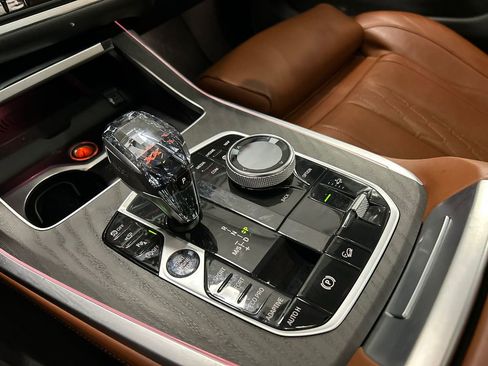 Used 2022 BMW X7 M50i AWD/4WD image 20