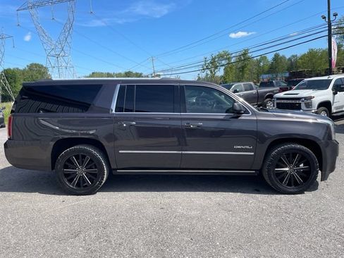 Used 2016 GMC Yukon XL Denali w/ Open Road Package AWD/4WD image 8