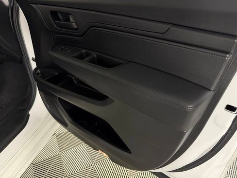Used 2025 Honda Odyssey Sport-L image 32